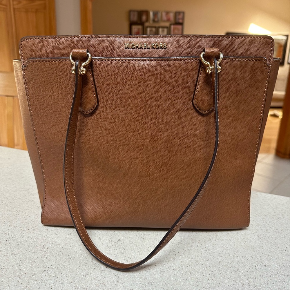 Micheal Kors Tote bag